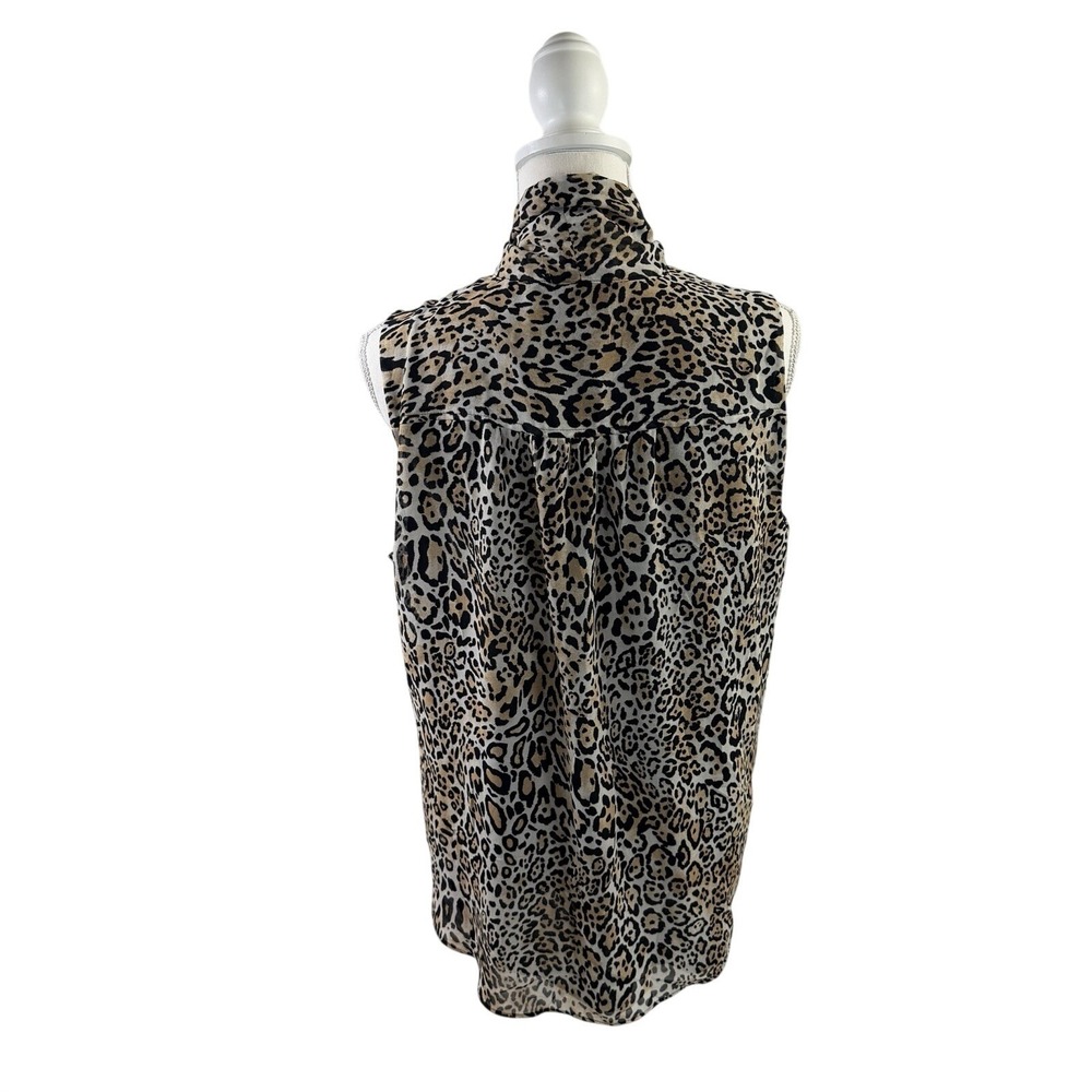 Chicos Leopard Print Sleeveless Tie neck Top Size 2 (12/14) - Picture 4 of 10
